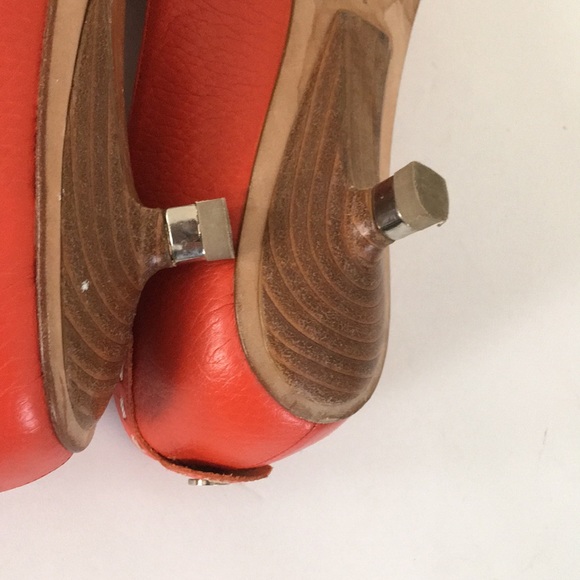 SOLD 🔥BCBG Maxazria Italian Leather Shoes 7.5 - Picture 5 of 5